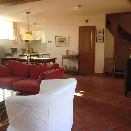 Holiday home Pavillon De Chasse - Aile Ouest