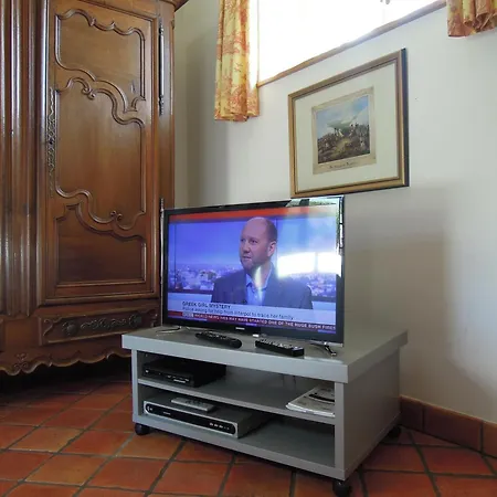 Holiday home Pavillon De Chasse - Aile Ouest *